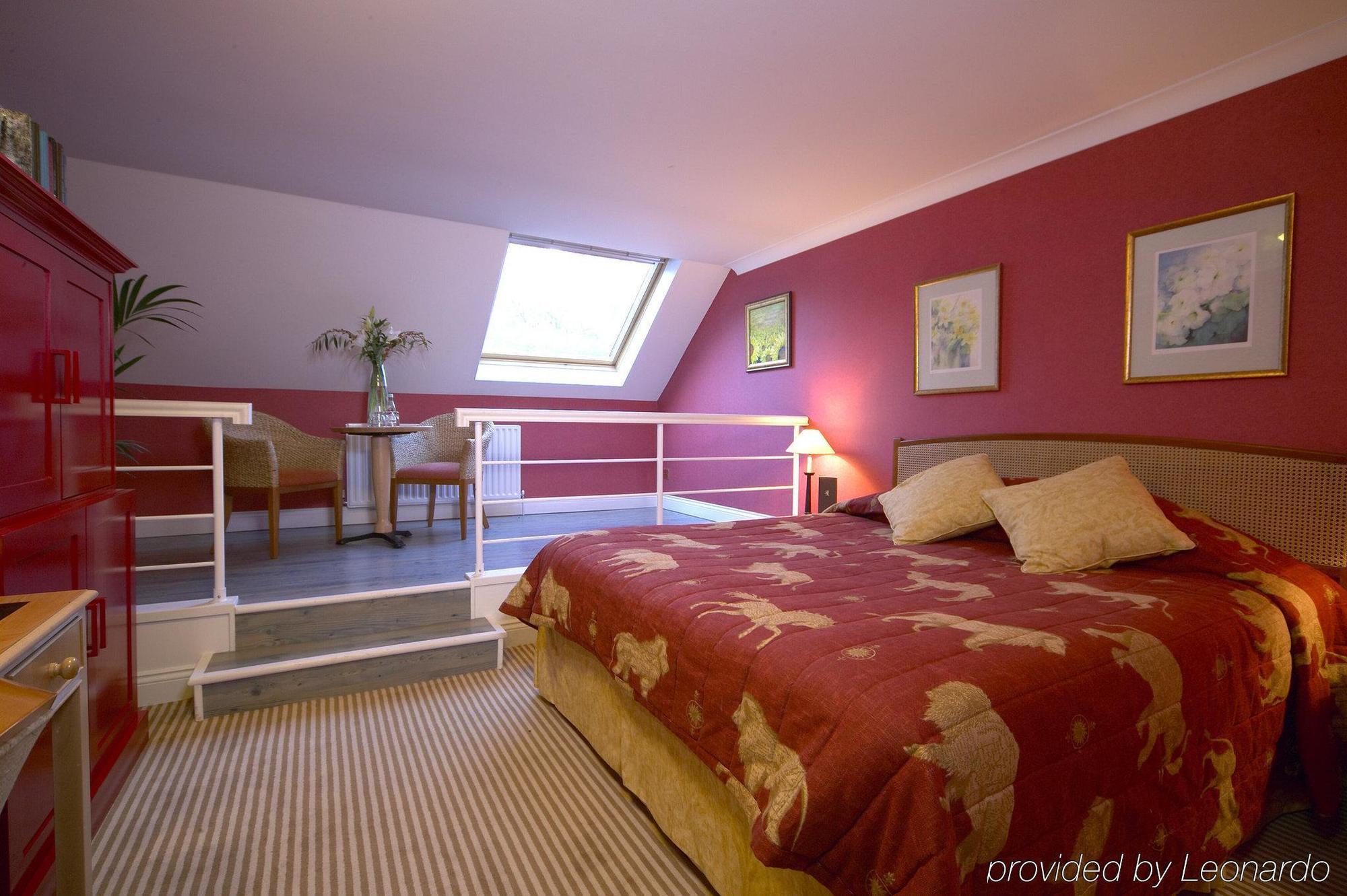 Gisborough Hall Hotel Гисбъро Стая снимка